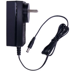 Fuente 12V 5A Plug 5.5 x 2.5mm